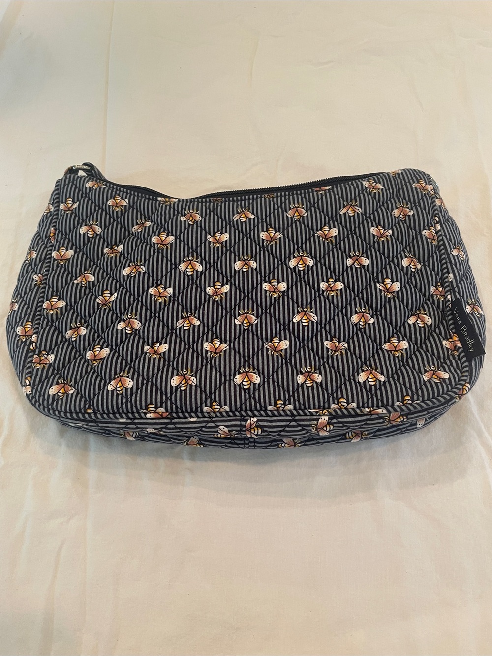 Bumblebee Vera Bradley - Picture 2 of 7